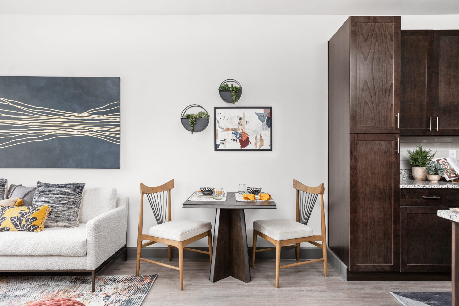 Spacious Apartments for Rent Spacious Apartments for Rent